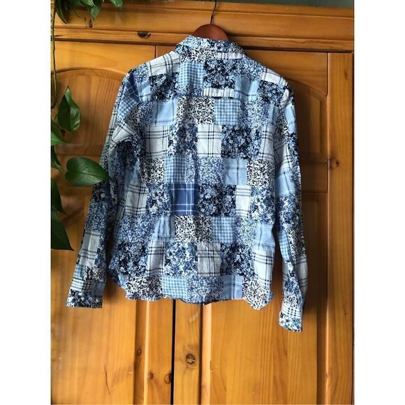 Tommy Hilfiger Women's Cotton Patchwork-Print Roll-Tab Shirt Size M - Picture 6 of 13